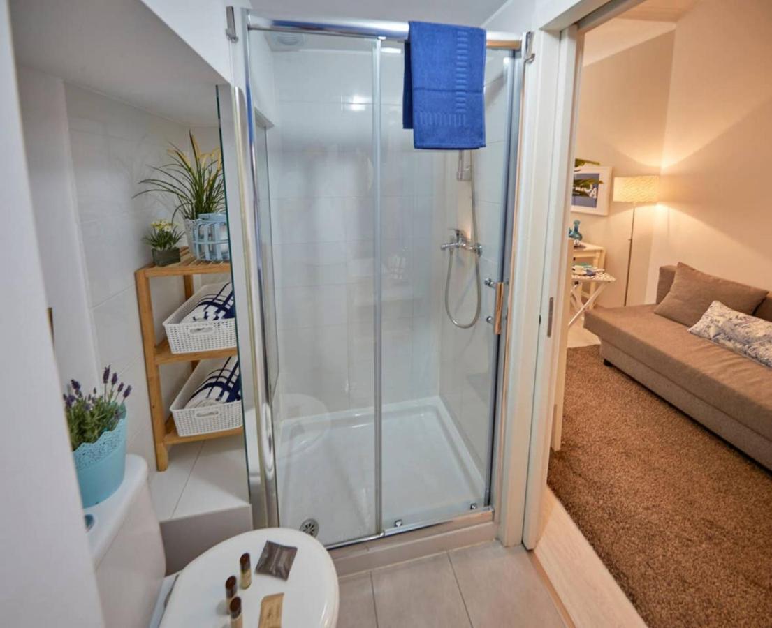 Charming Studio In Adamastor Lisbon! Perfect Location - Super Central But Calm! ภายนอก รูปภาพ